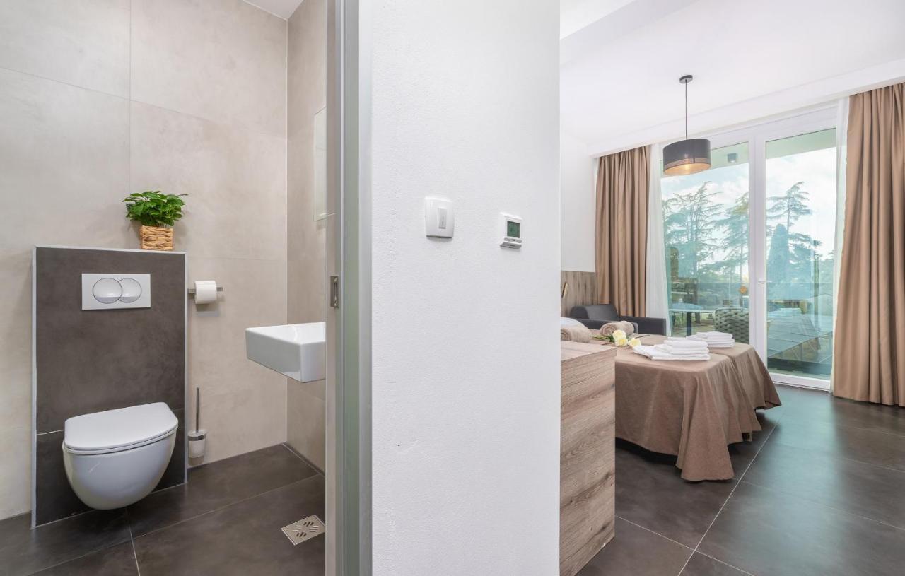 Residence Center B&B Materada Porec Luaran gambar