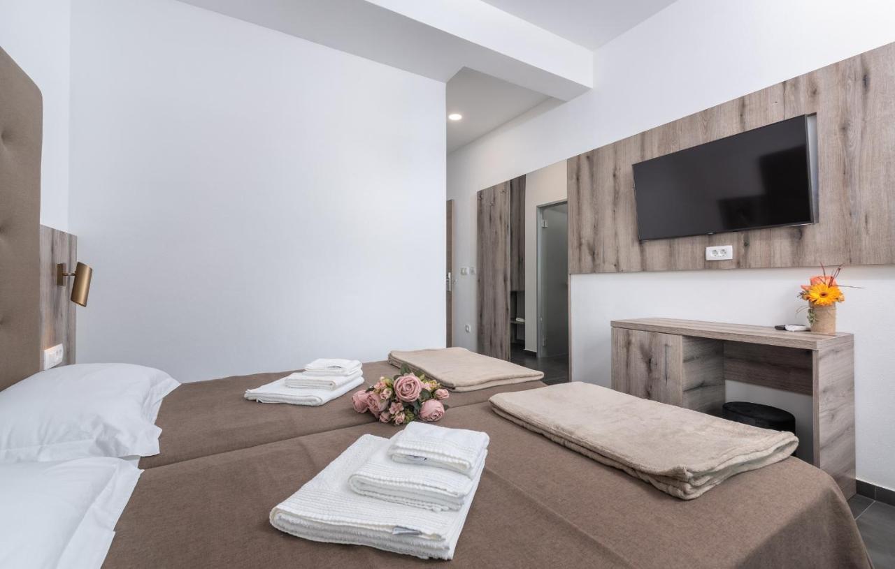 Residence Center B&B Materada Porec Luaran gambar