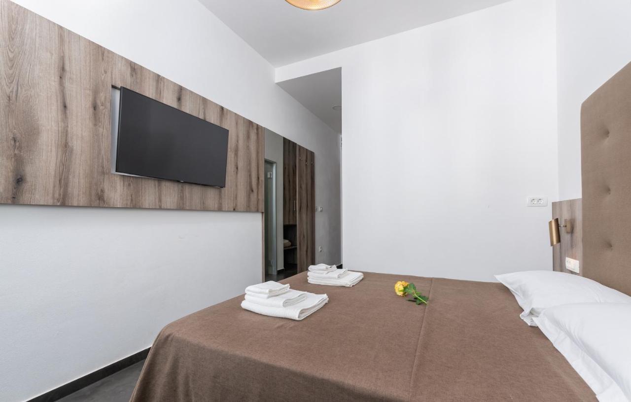 Residence Center B&B Materada Porec Luaran gambar